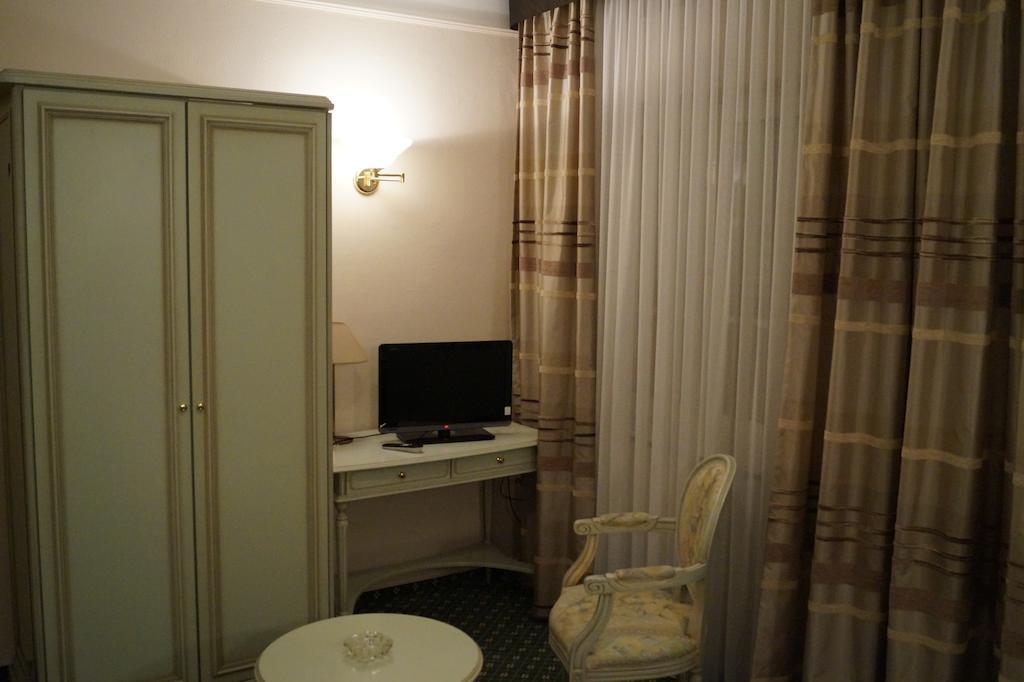 Hotel De L' Esplanade Реміх Номер фото